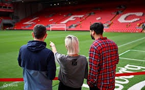 保罗·乔治跌出东部前20名