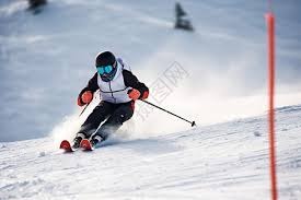 遭泼硫酸后时隔1年重返国足 克帅：法伊萨故事延续