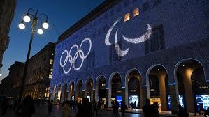 世体批评安帅：不征召皇马球员，却让拉菲尼亚在4100米高原登场